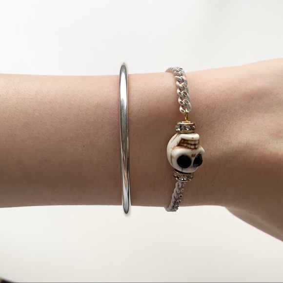 🛍3/$20💀Skull Bracelet - Picture 7 of 7